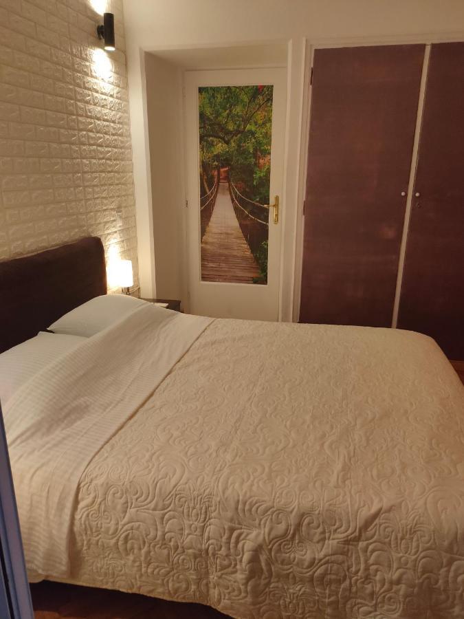 Апартаменты Riviera With Seaview, 15' To Acropolis