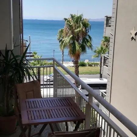 Athens Riviera Apt With Seaview, 15' To Acropolis Zewnętrze zdjęcie